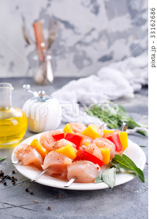 raw chicken kebab raw chicken kebab 33162686