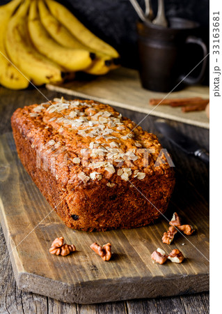 Homemade banana bread loaf Homemade banana bread loaf 33163681