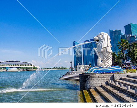 マーライオン シンガポールのマーライオン公園の写真素材