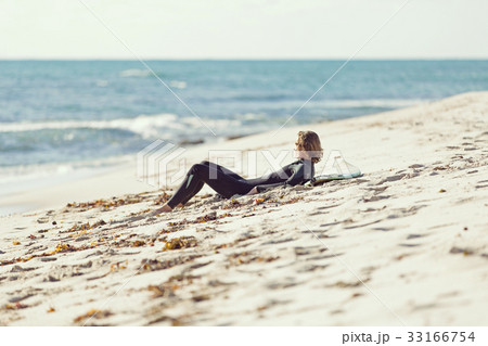 Dreaming of the next big wave 33166754