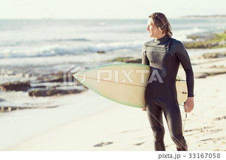 Surfing makes me feel alive Surfing makes me feel alive 33167058