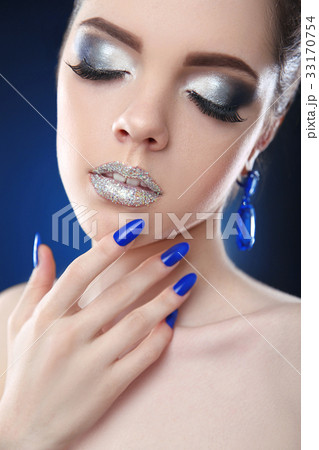 Glitter eyeshadows Makeup. Manicure nails. Fashion 33170754
