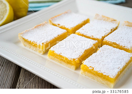 freshly baked lemon bars freshly baked lemon bars 33176585