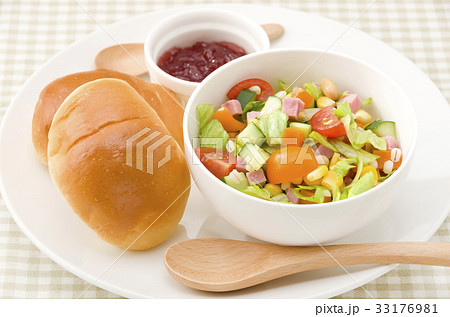 チョップドサラダ 33176981