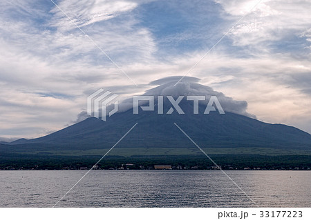 富士山 (7月 河口湖 夕方) 富士山 (7月 河口湖 夕方) 33177223