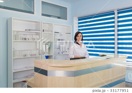 Hallway the emergency room and outpatient hospital 33177951