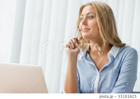 Designing her next big dream Designing her next big dream 33181625