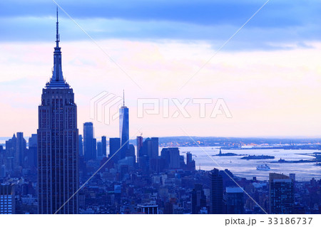 ニューヨークの街並み(夕景) ニューヨークの街並み(夕景) 33186737