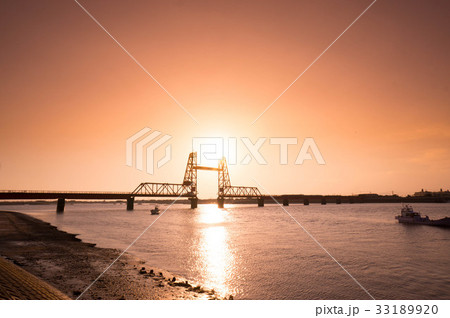 筑後川の昇開橋 筑後川の昇開橋 33189920