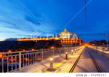 Porto. The bridge of Don Luis at dawn. Porto. The bridge of Don Luis at dawn. 33200117