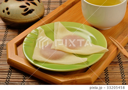 Traditional Japanese confectionery - Yatsuhashi 33205458