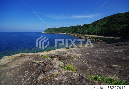 伊王島の千畳敷海岸 伊王島の千畳敷海岸 33207015