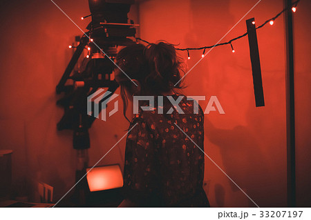 Photographer 33207197