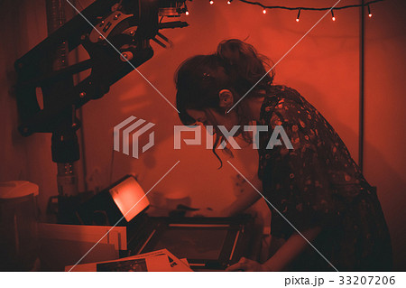 Photographer 33207206