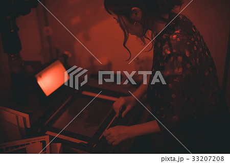 Photographer 33207208