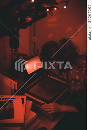 Photographer 33207209