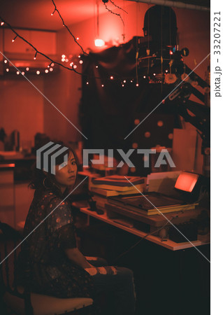 Photographer Photographer 33207221