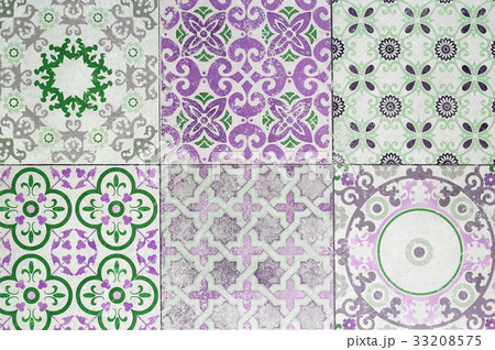 Beautiful old ceramic tile patterns in the park  33208575