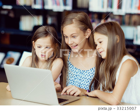 Technology in the library 33215007