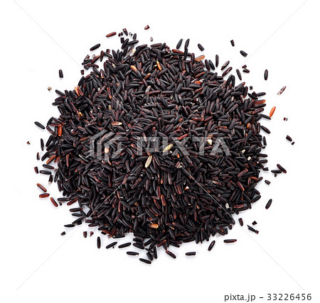 rice berry on white background 33226456