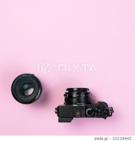 Vintage digital compact camera and fix lens 50mm Vintage digital compact camera and fix lens 50mm 33228402