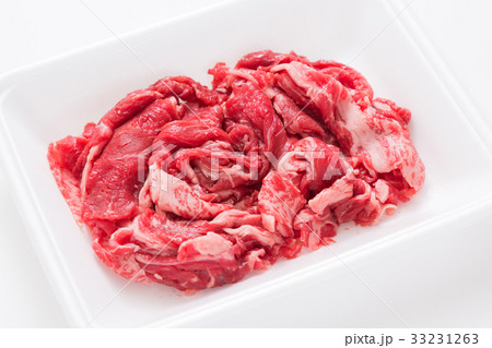 牛肉　小間切れ 33231263