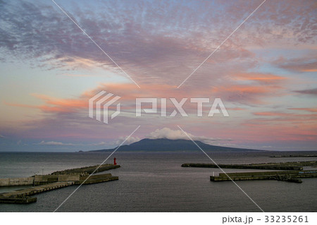 夏の礼文島の風景 33235261