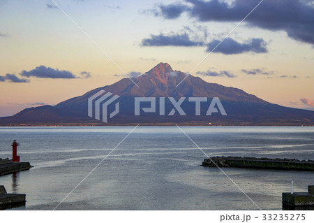 夏の礼文島の風景 夏の礼文島の風景 33235275