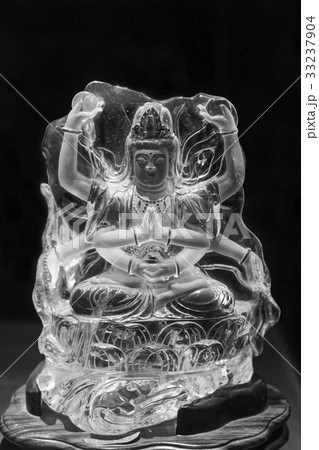 白黒 黒白 モノクロ 33237904