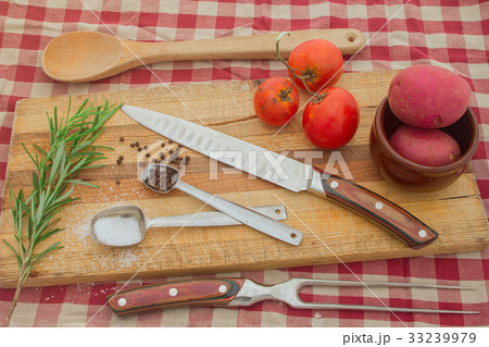 knife and cutting board with fresh vegetables meal knife and cutting board with fresh vegetables meal 33239979