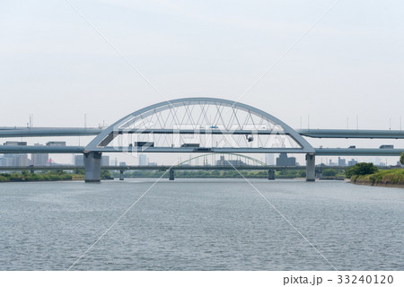 五色桜大橋（首都高速中央環状線）と江北橋 33240120