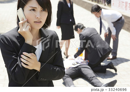 急病人　事故イメージ 33240696