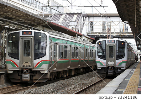 郡山駅に停車中の東北本線E721系（福島地区：黒磯直通時代） 33241186