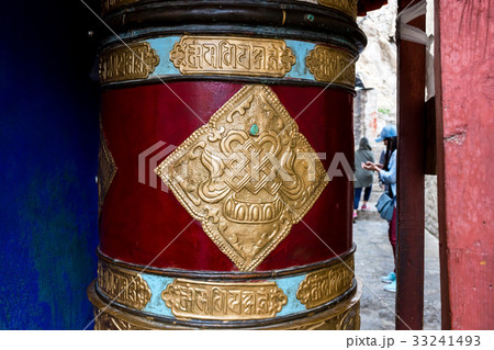 Prayer wheels 33241493