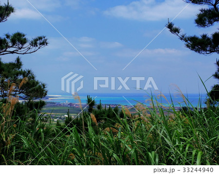 高台より望む沖縄久米島 33244940