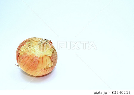 夏の新玉ねぎ 33246212
