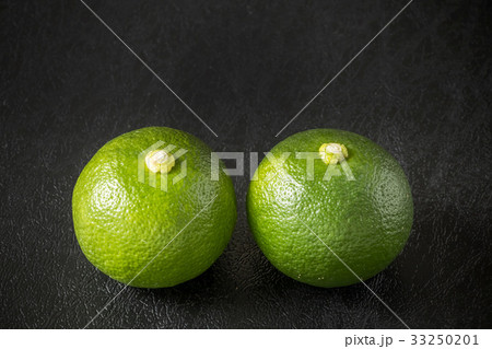 かぼす　Japanese spicy green orange 33250201