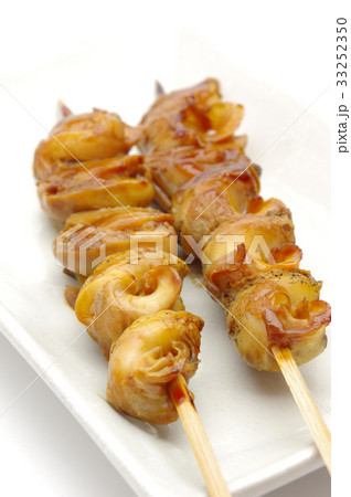 つぶ貝の串焼き つぶ貝の串焼き 33252350