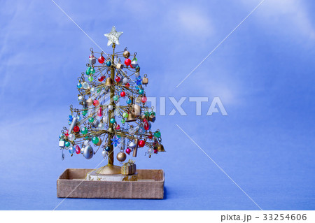 ビーズのクリスマスツリー ビーズのクリスマスツリー 33254606