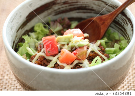 タコライス／Taco filling and rice 33254891