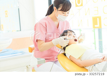 歯科、歯科衛生士、歯科医、女性、子ども 33257219