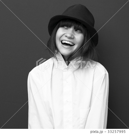 Young attractive lady in hat Young attractive lady in hat 33257995