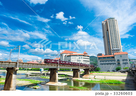 武庫川と宝塚大劇場 武庫川と宝塚大劇場 33260603