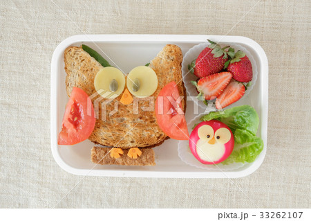 Red Owl lunch box, fun food art for kids 33262107
