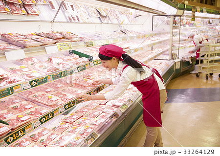 スーパー　精肉コーナー 33264129