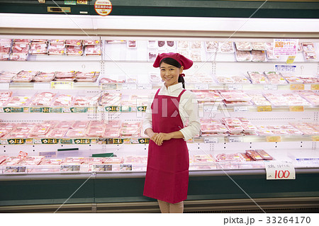 スーパー 精肉コーナー スーパー 精肉コーナー 33264170
