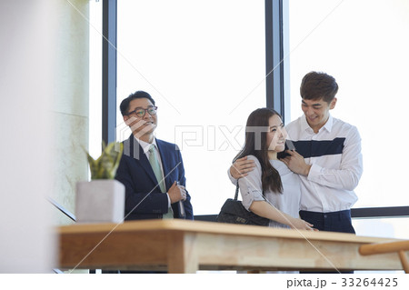 感情 お客様 顧客 33264425