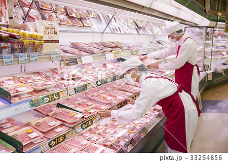 スーパー 精肉コーナー スーパー 精肉コーナー 33264856