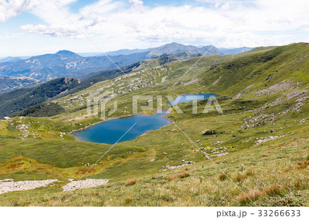 Mountain lake landscape. Tuscan Appennini, Italy. Mountain lake landscape. Tuscan Appennini, Italy. 33266633