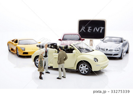 ミニチュア ビジネスマン スポーツカー 33275339